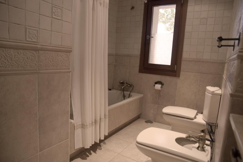 La Casona Del Tormes Villa Almenara de Tormes ภายนอก รูปภาพ