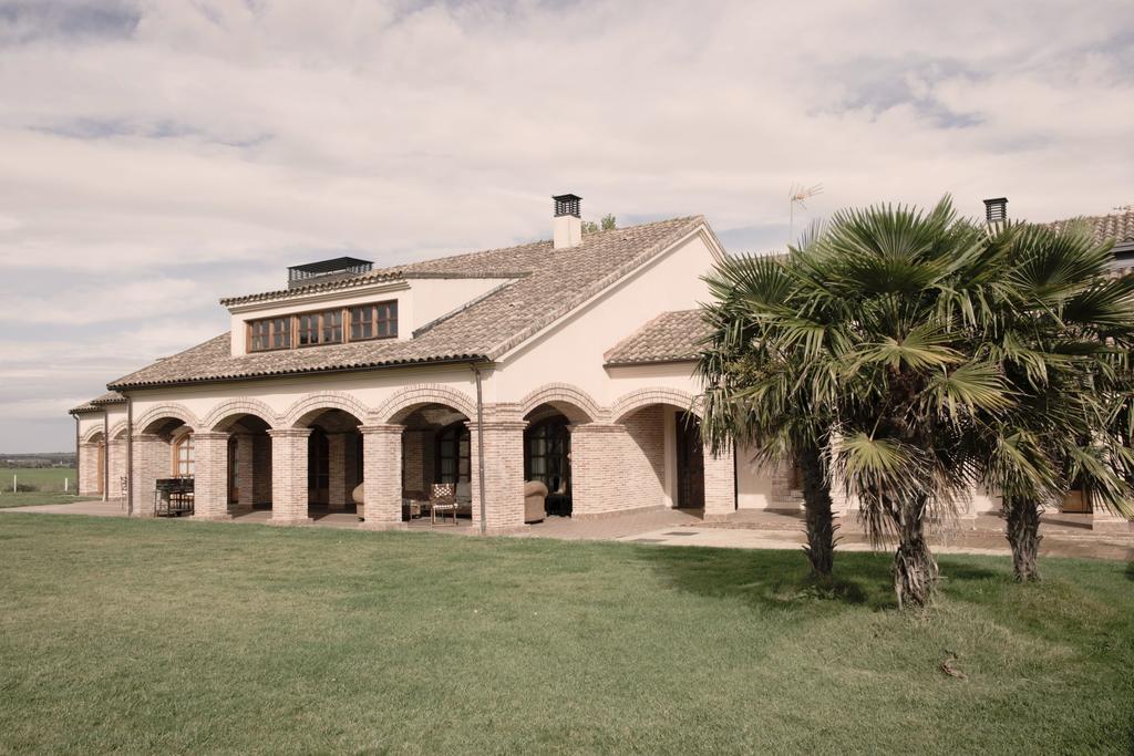 La Casona Del Tormes Villa Almenara de Tormes ภายนอก รูปภาพ